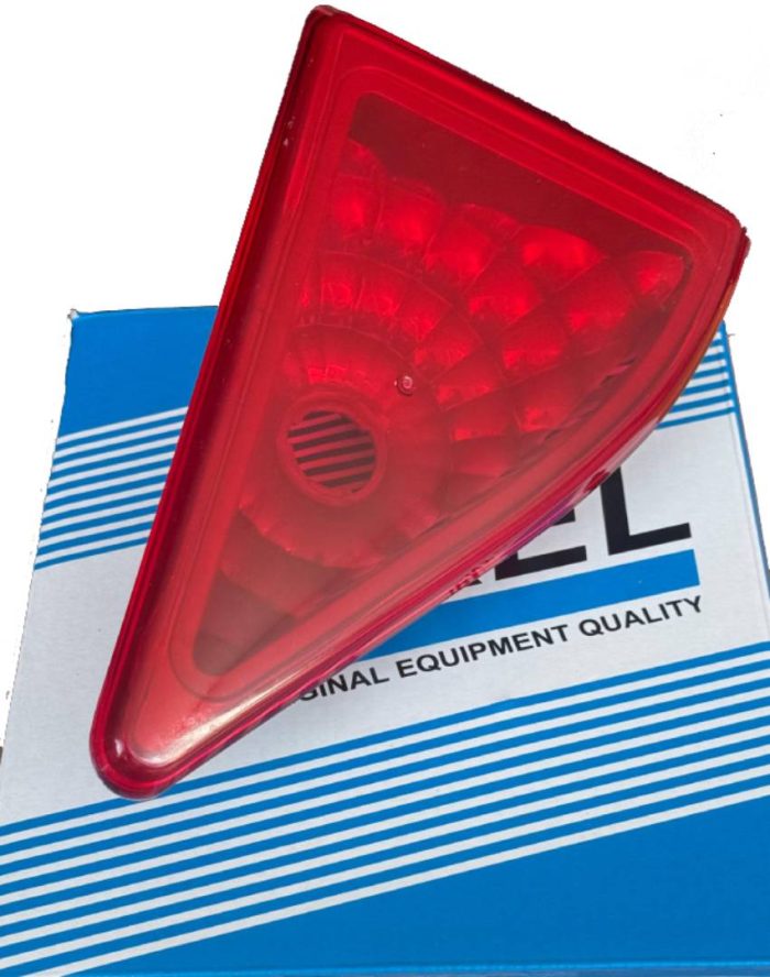 LAMPARA DE LUZ FRENO TRASERA RENAULT MASTER III EXXEL